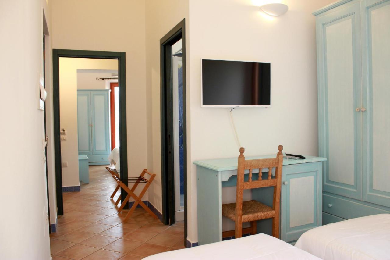 Bue Marino Hotel & Roof Lounge Cala Gonone Kültér fotó